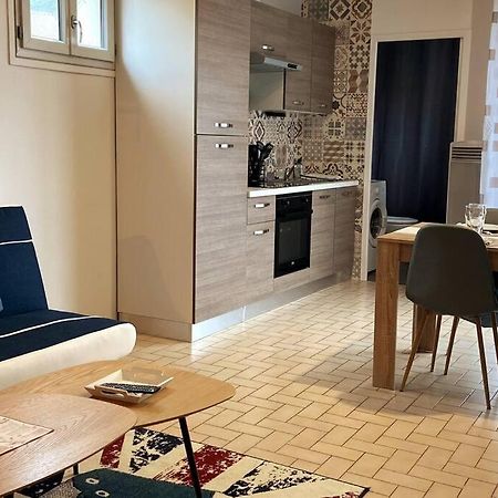 Le Saint-Amour Appartement Classe 2 Etoiles ภายนอก รูปภาพ