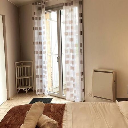 Le Saint-Amour Appartement Classe 2 Etoiles ภายนอก รูปภาพ