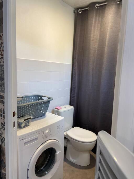 Le Saint-Amour Appartement Classe 2 Etoiles ภายนอก รูปภาพ