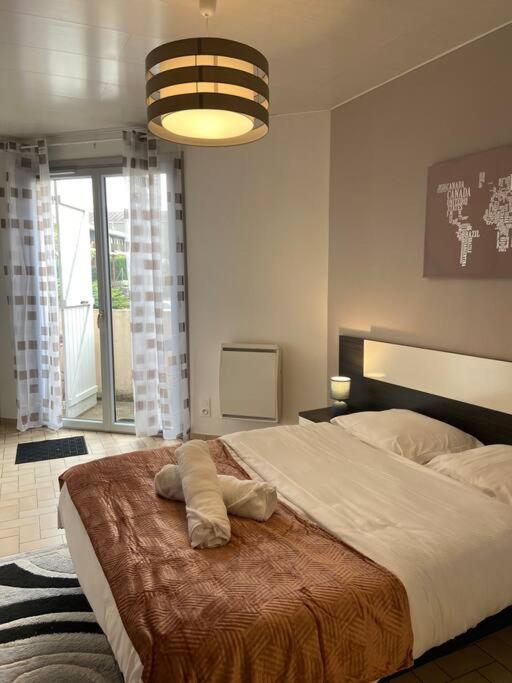 Le Saint-Amour Appartement Classe 2 Etoiles ภายนอก รูปภาพ
